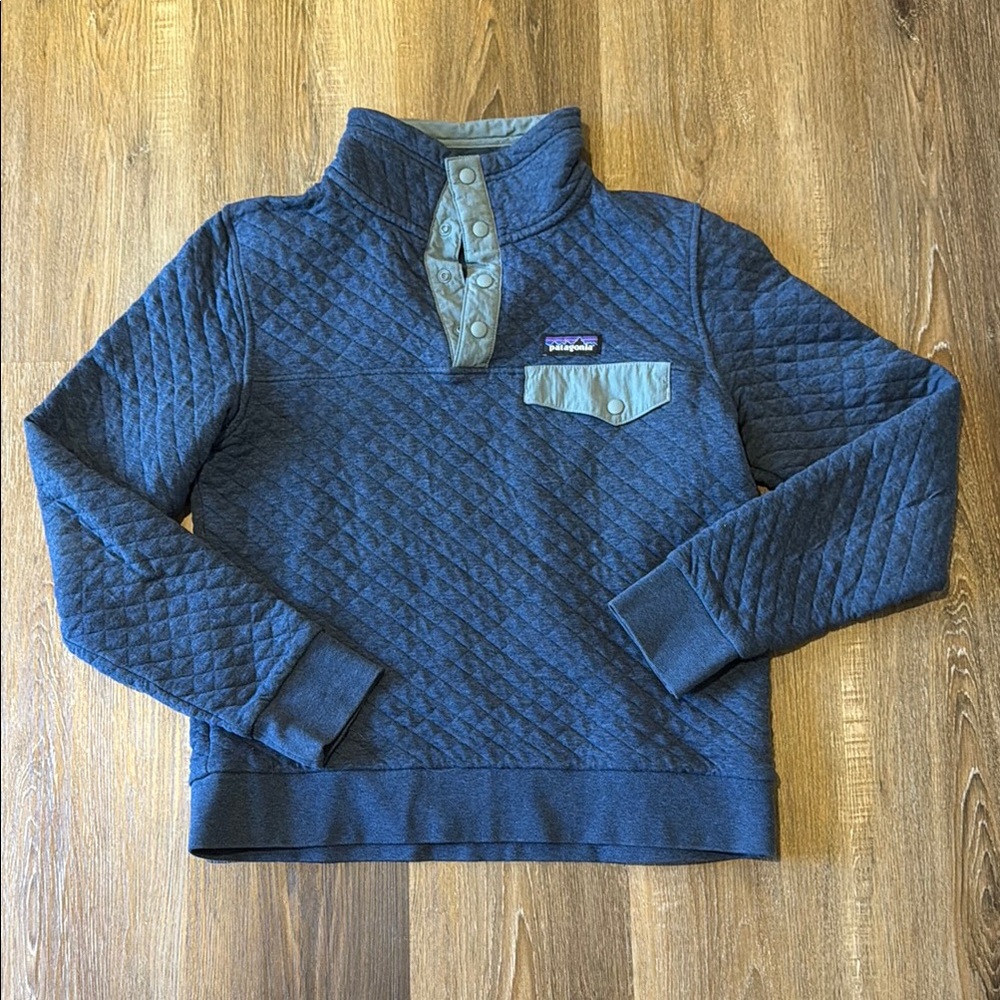 Patagonia quilted snap t pullover